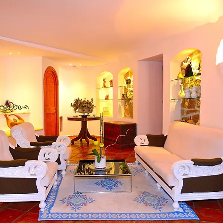Ollastu Hotel