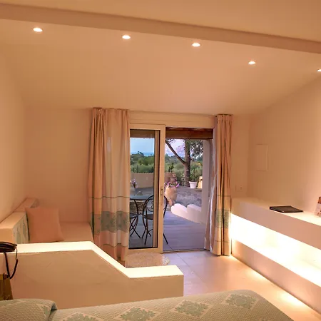 Hotel Ollastu 4*