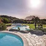 Ollastu Hotel 4*