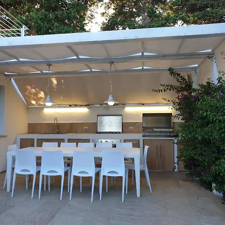 מלון Ollastu 4*