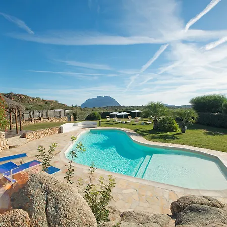 Hotel Ollastu 4*
