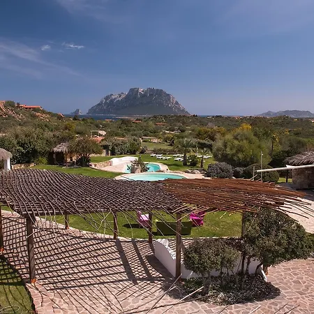 Ollastu Hotel 4*